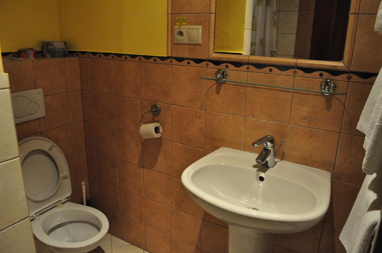 Hotel Mladost Lipany Exteriér fotografie